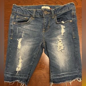 SO Juniors Cut off denim shorts